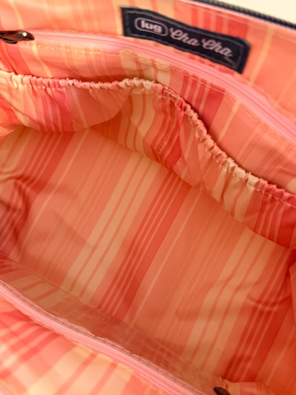 Lug Cha Cha Crossbody Bag Bubblegum Pink - Picture 9 of 11